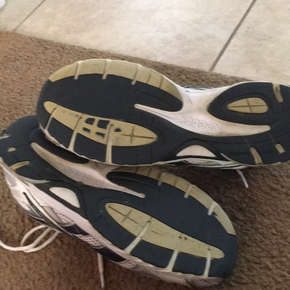Reebok sneakers - Picture 3 of 6